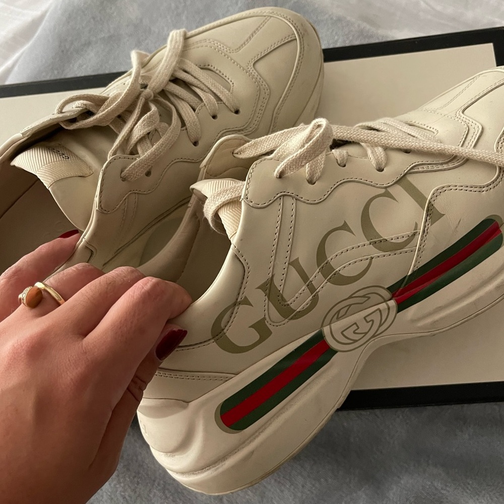 GUCCI SNEAKERS **WORN TWICE**